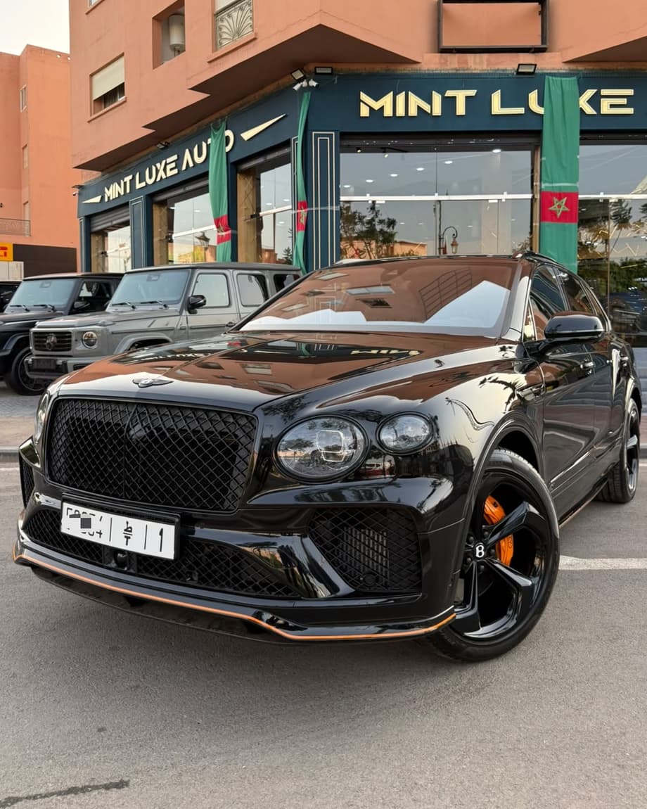 Bentley Bentayga Black Edition